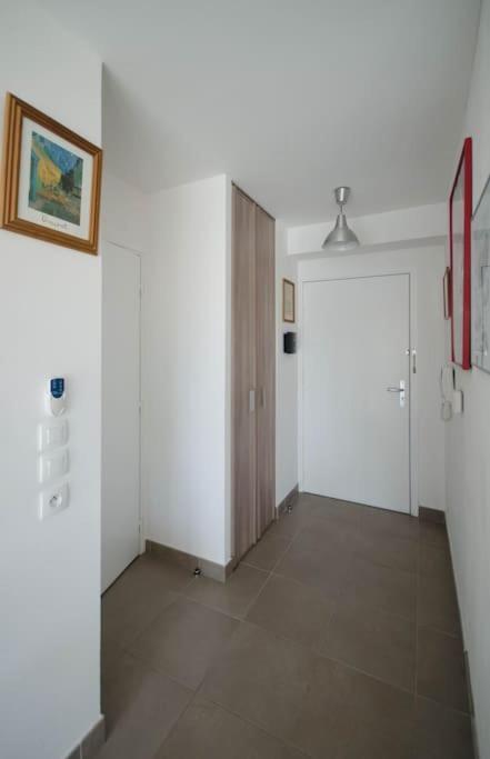 Chez Martin - Spacieux Appartement Climatise Proche De La Plage Ла Гранде-Моте Екстериор снимка