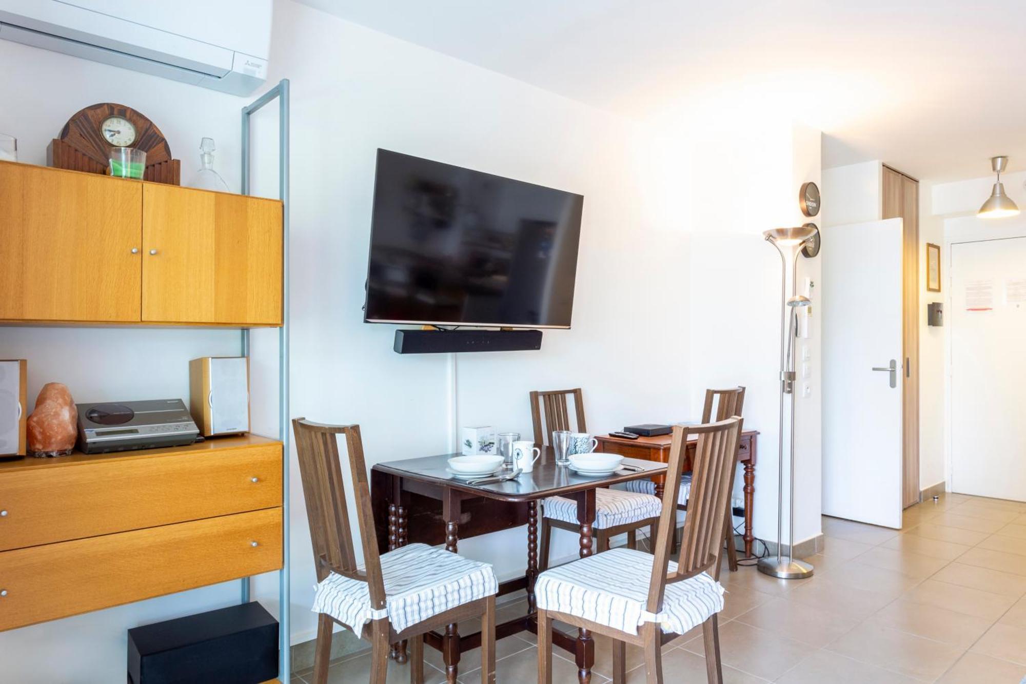 Chez Martin - Spacieux Appartement Climatise Proche De La Plage Ла Гранде-Моте Екстериор снимка
