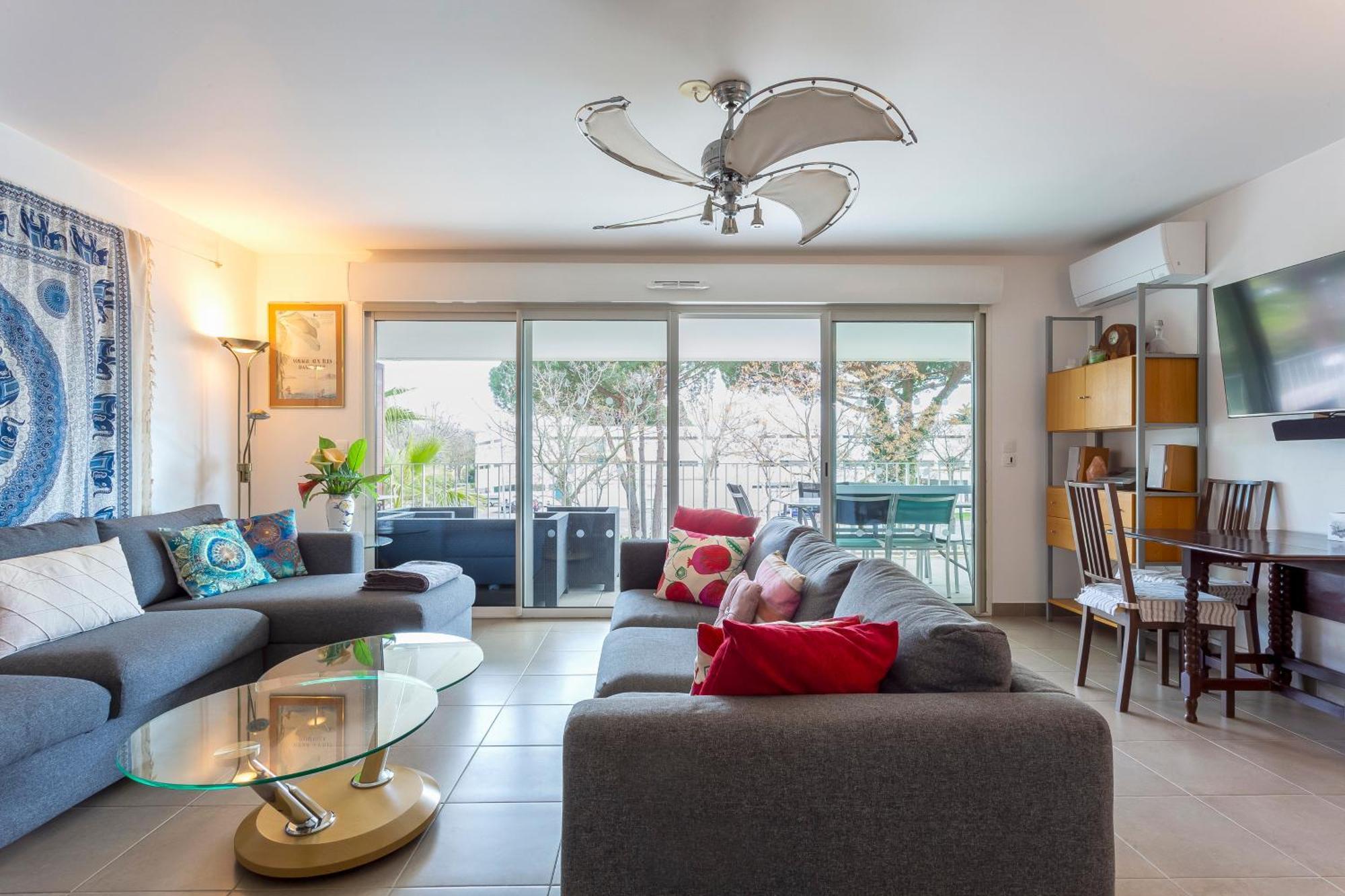 Chez Martin - Spacieux Appartement Climatise Proche De La Plage Ла Гранде-Моте Екстериор снимка