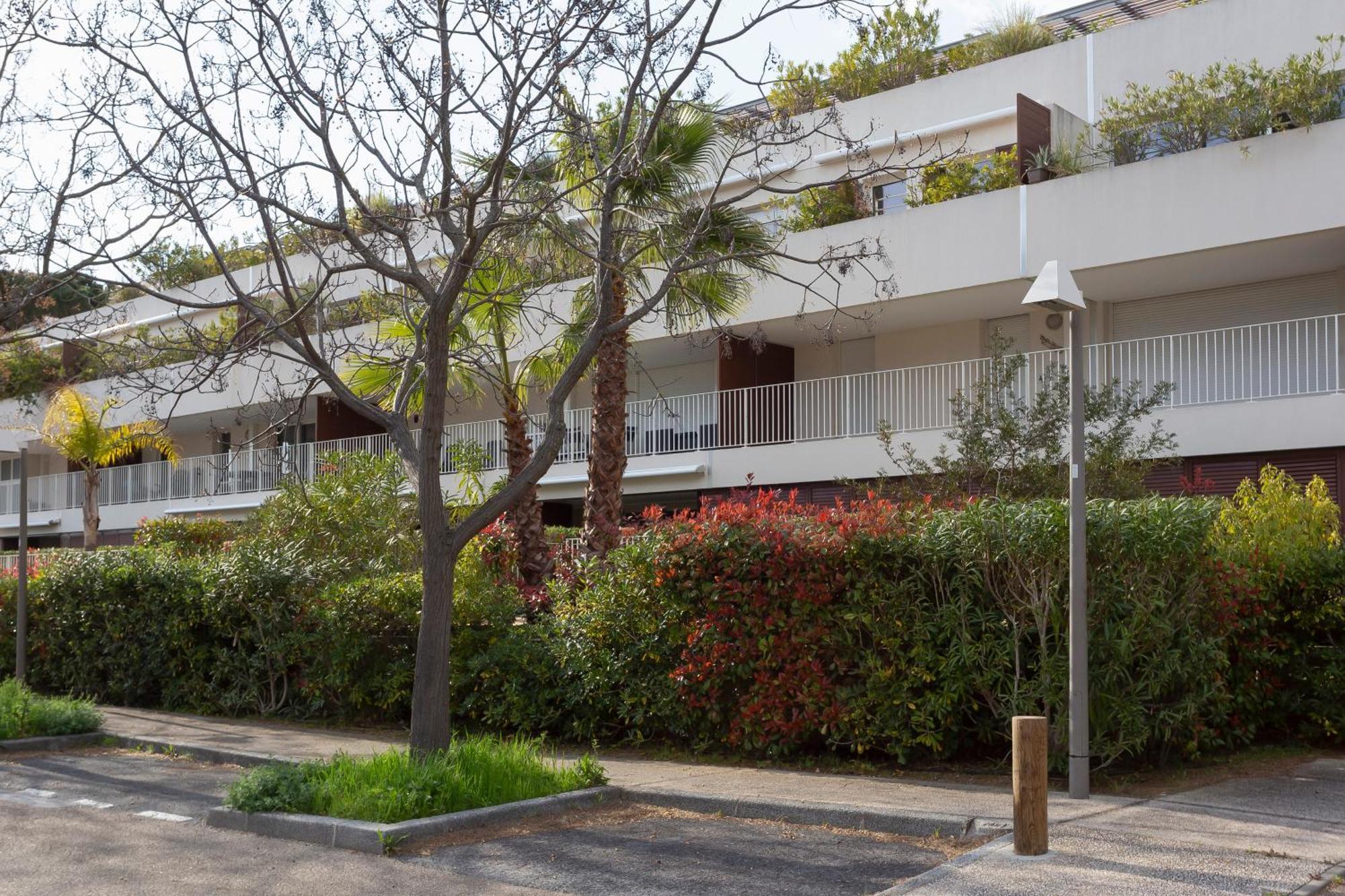 Chez Martin - Spacieux Appartement Climatise Proche De La Plage Ла Гранде-Моте Екстериор снимка