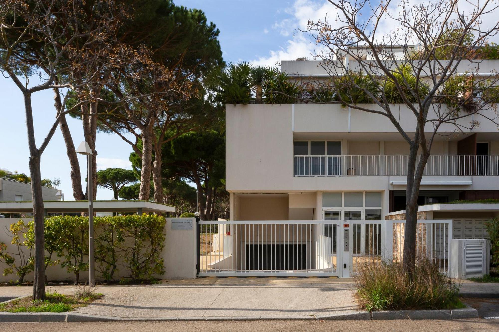 Chez Martin - Spacieux Appartement Climatise Proche De La Plage Ла Гранде-Моте Екстериор снимка